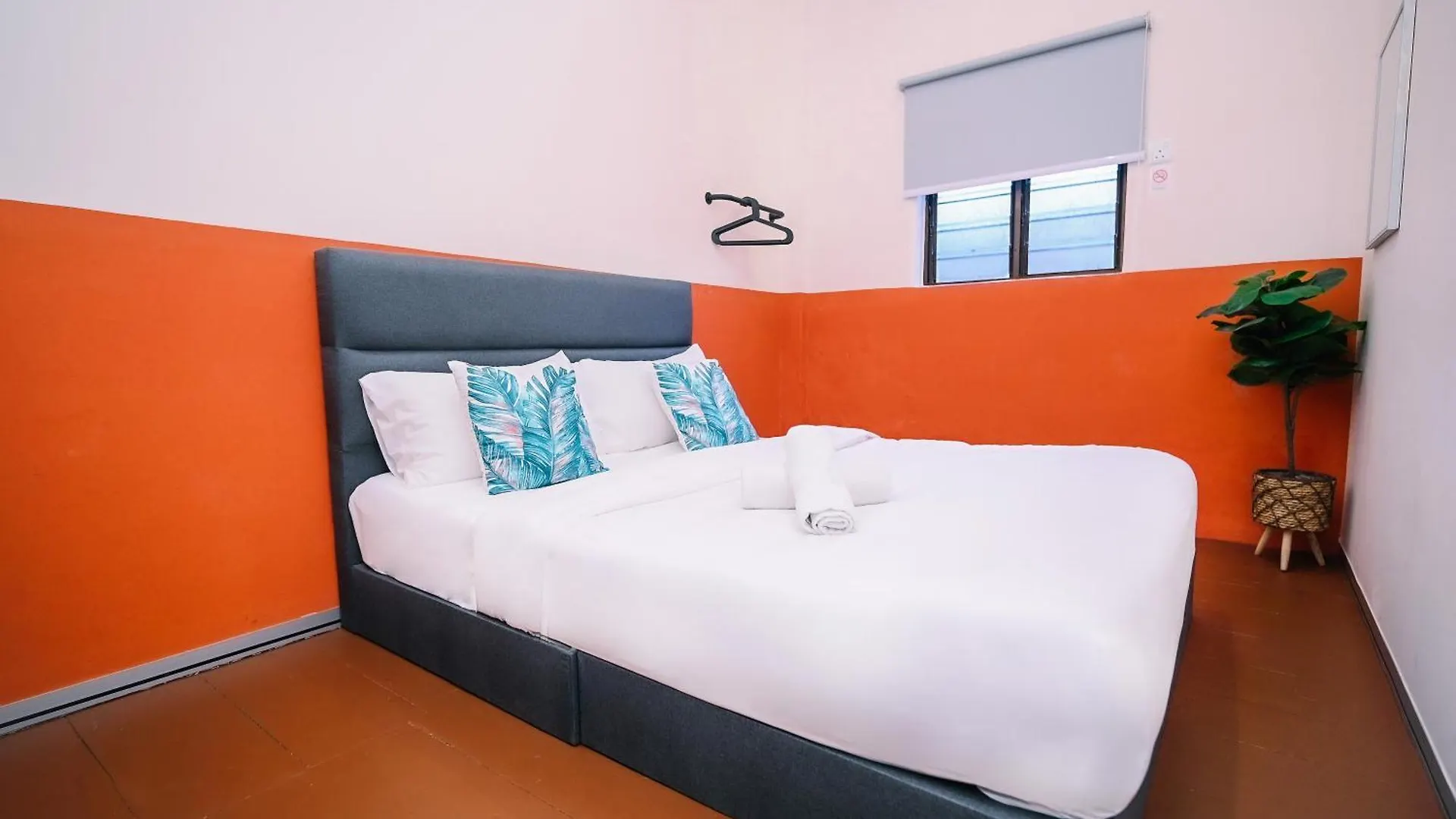 Swing & Pillows - 75 Chulia St, Georgetown Penang Hotel George Town